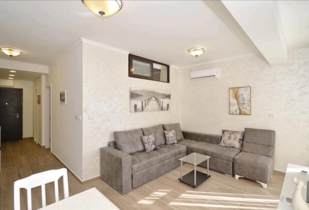 Langust - Free Parking Apartment Sveti Stefan Bagian luar foto