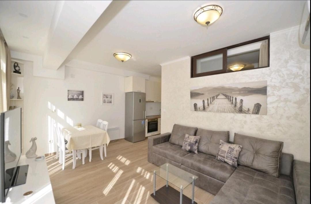 Langust - Free Parking Apartment Sveti Stefan Bagian luar foto